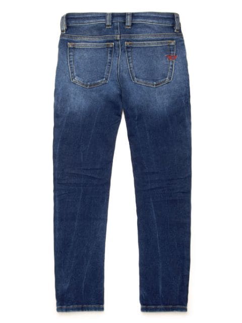 mid-rise straight-leg jeans