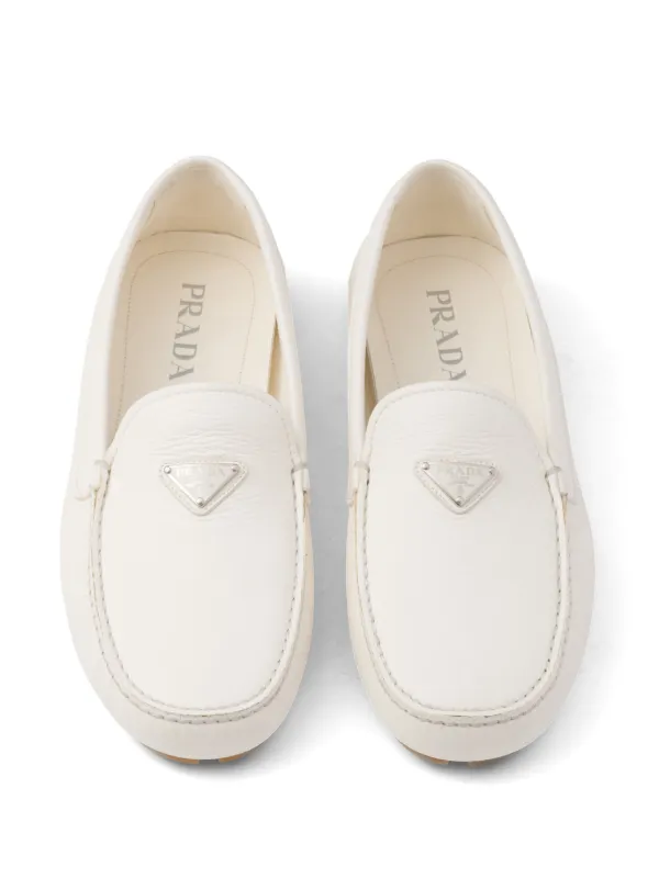 PRADA ホワイト ローファー Prada レザーローファー | ホワイト | FARFETCH JP