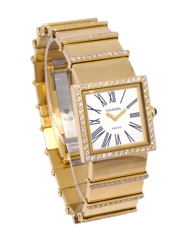 CHANEL Pre-Owned 1989 Mademoiselle 23mm | White | FARFETCH BH display picture 3