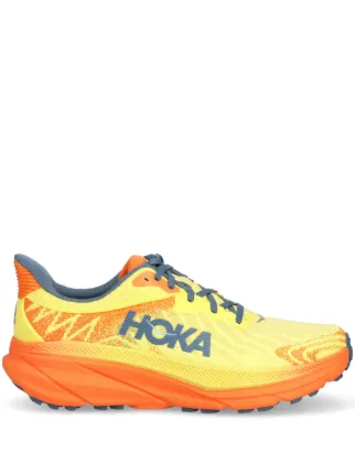HOKA