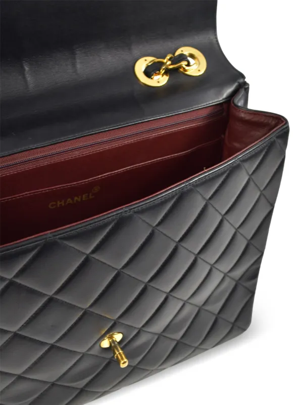 CHANEL 
イルミネイティングブラッシュパウダー 151.788 Chanel 2010-2011 Black Brown Fur Calfskin 2way Shoulder Handbag
