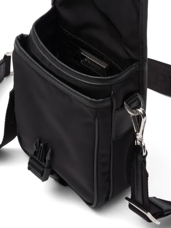 Prada Re-Nylon メッセンジャーバッグ | ブラック | FARFETCH JP