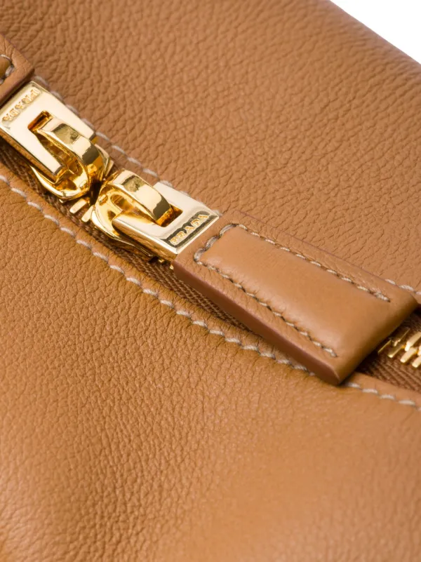 【PRADA】25最新作★Darling スエード ハンドバッグ cq5dam.web.hebebed.600.600.jpg