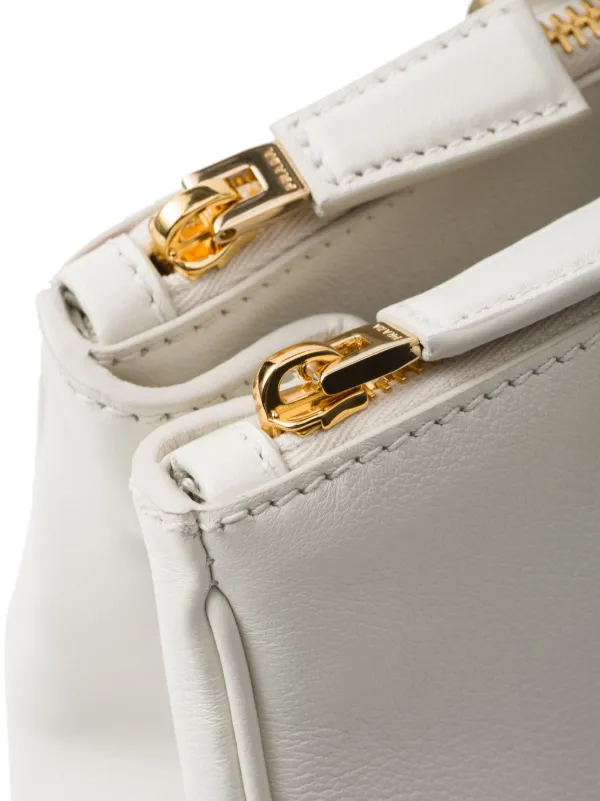 PRADA ホワイト　ハンドバッグ Prada レザーハンドバッグ | ホワイト | FARFETCH JP