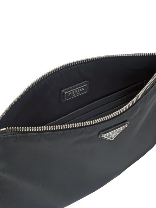 クラッチバッグ PRADA BLACK POUCH IN RE-NYLON WITH LOGO Prada Black Re-Nylon Pouch – THE CLOSET