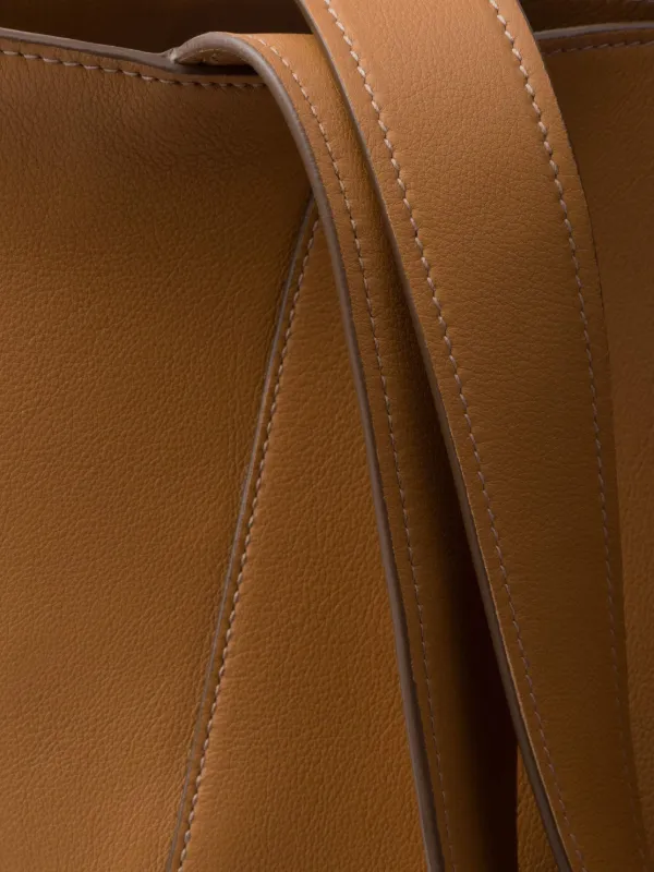 Prada レザー トートバッグ | ブラウン | FARFETCH JP