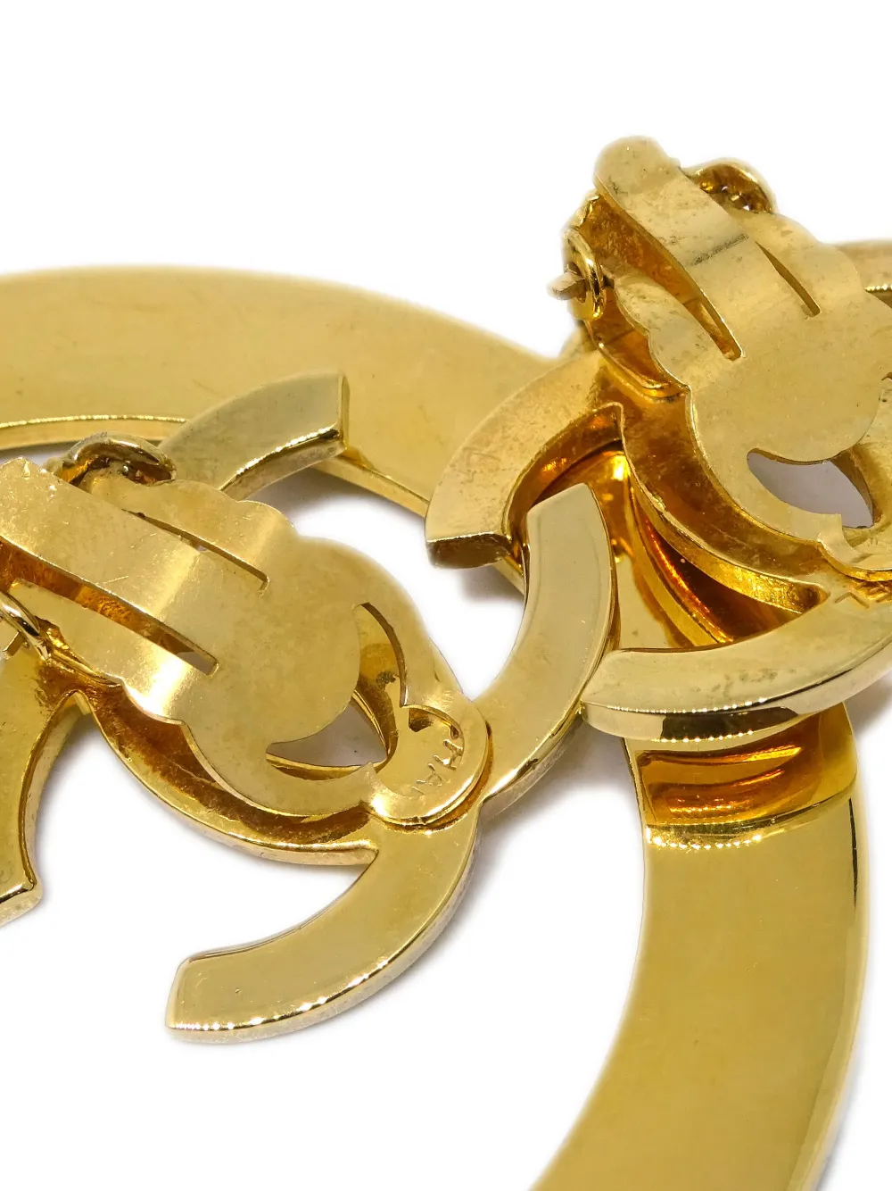Pre-owned Chanel 1990-2000s Cc Dangle Earrings In Gold