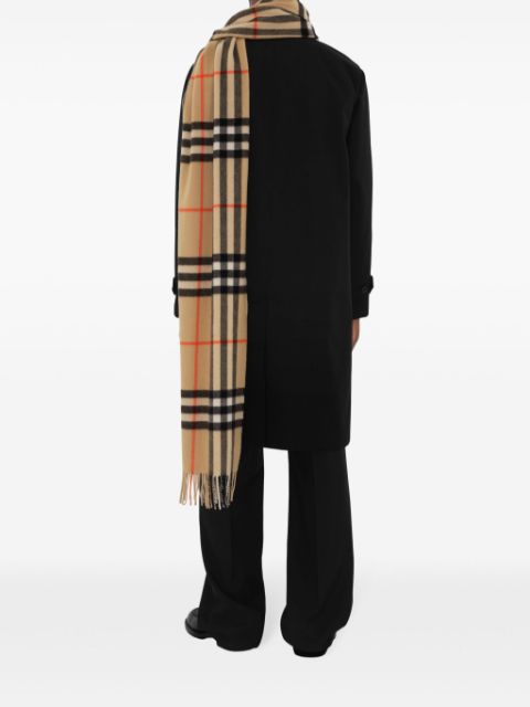 Burberry wide check cashmere scarf Women