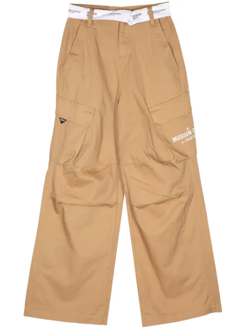 Musium Div. pantalones rectos con cinturón