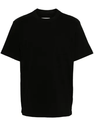 sacai