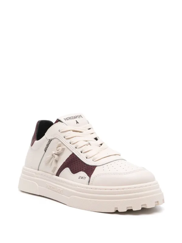 Fly shoes id store
