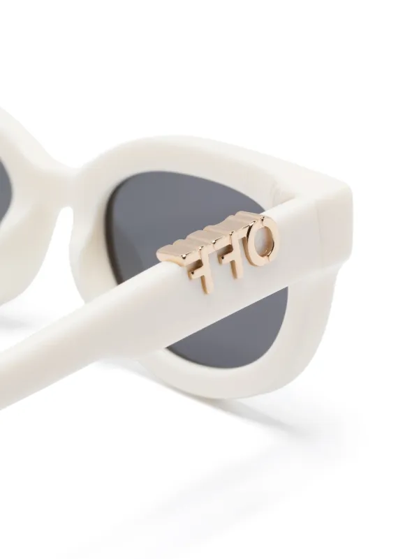 【関税込み】Off-White ブラック Sparks サングラス Off-White Eyewear Sparks サングラス | ホワイト | FARFETCH JP