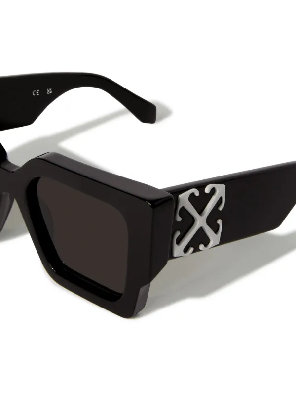 Off-White Eyewear Catalina サングラス | ブラック | FARFETCH JP