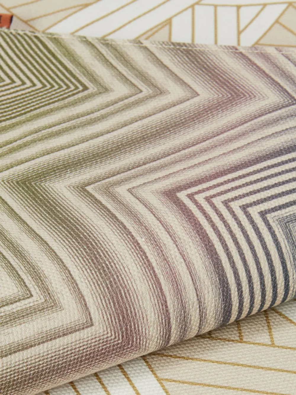 Shop Missoni Marea Placemat And Nastri Napkin (set Of Two) In Neutrals