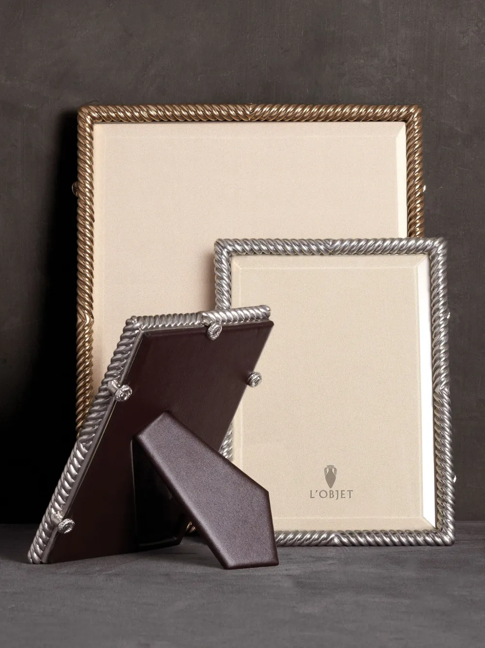 L'Objet Deco Twist photo frame (13cm x 18cm) | Picture & Photo Frames | Image 2