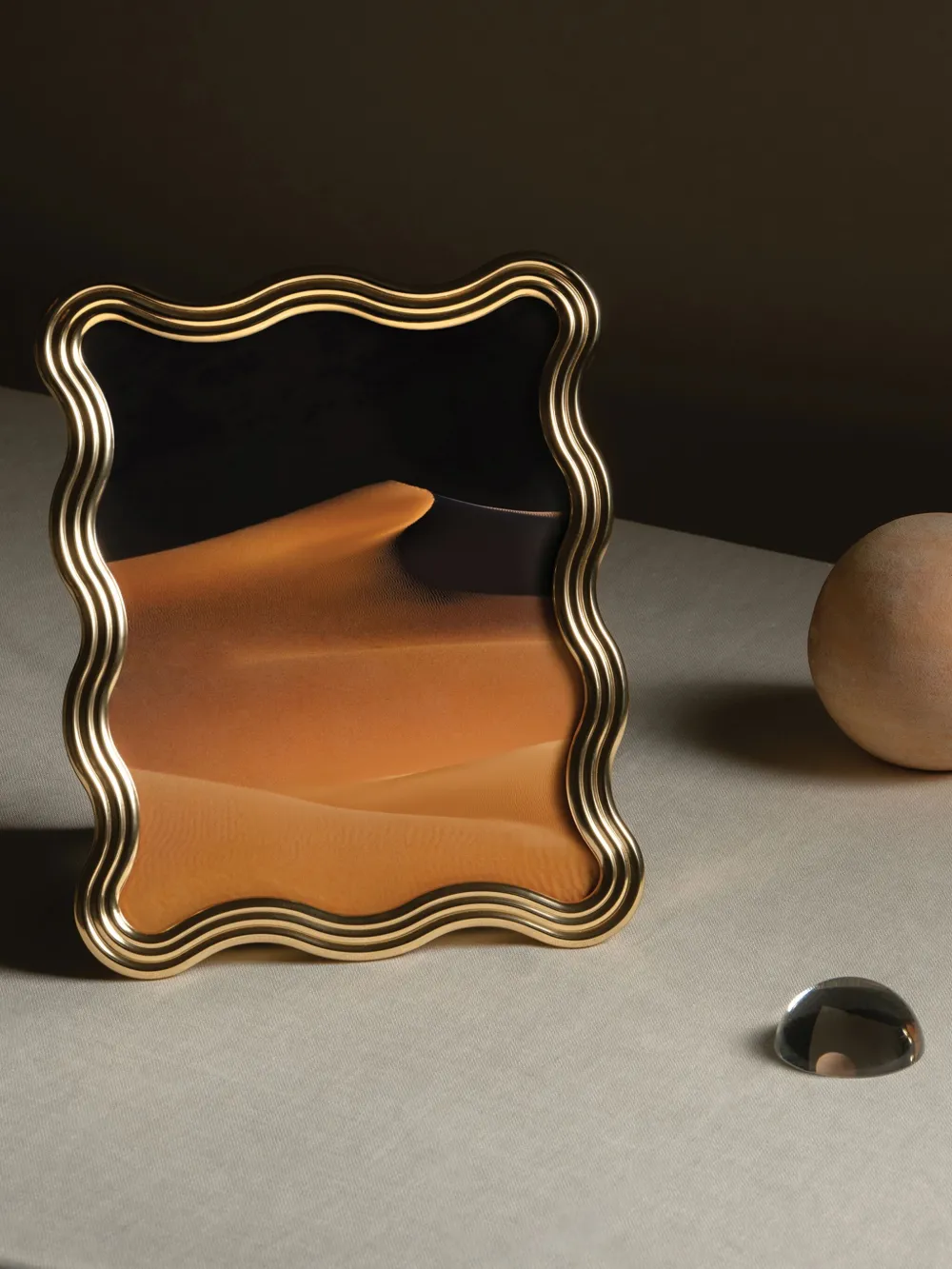 L'objet Ripple Photo Frame In Gold