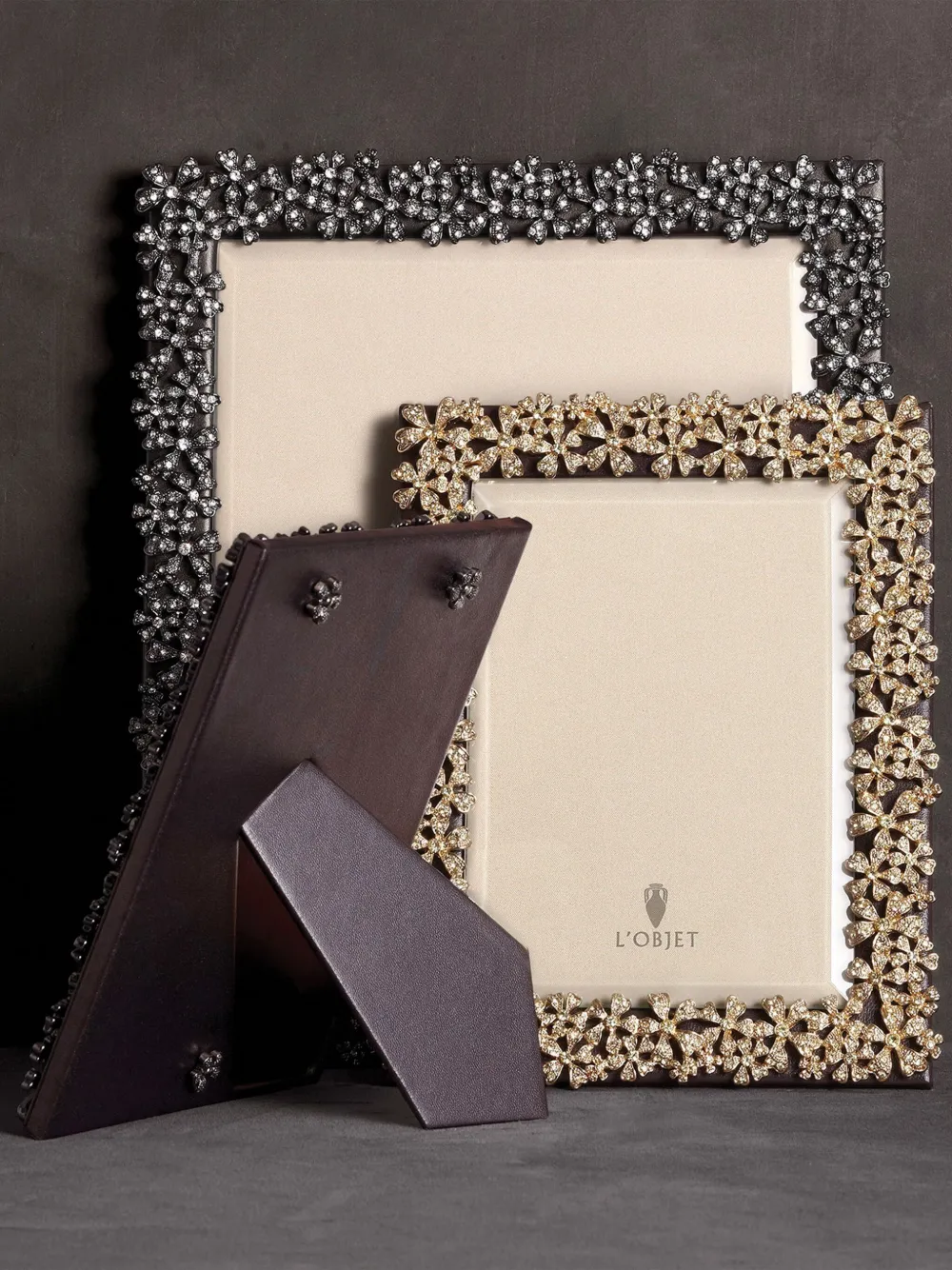 Garland Photo Frame (10cm X 15cm)