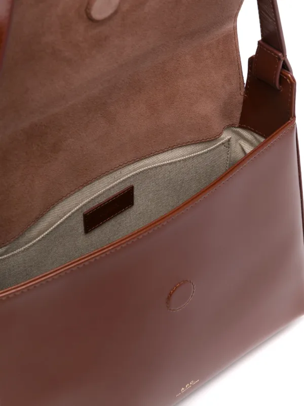 APC ブラウンレザーショルダーバッグ A.P.C. Virginie レザーショルダーバッグ | ブラウン | FARFETCH JP