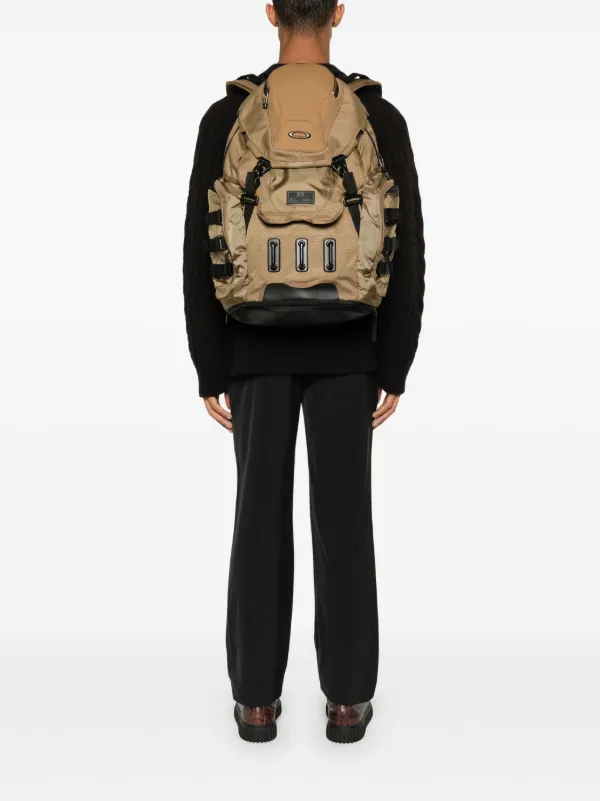 Oakley Kitchen Sink Backpack | Brown | FARFETCH ID