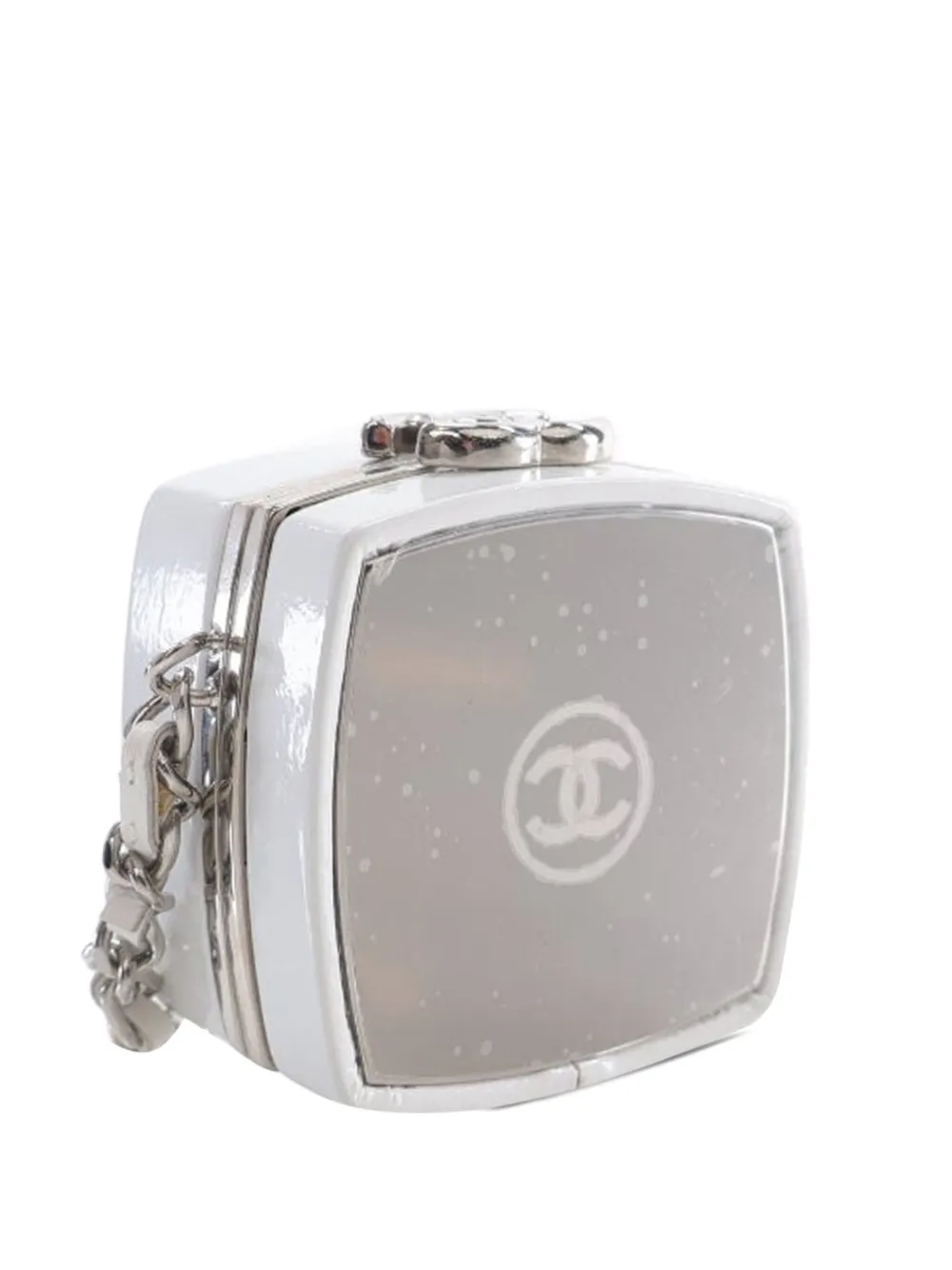 Pre-owned Chanel 2021 Patent Goatskin Make-up Box Clutch With Chain Crossbody Bag In Silver