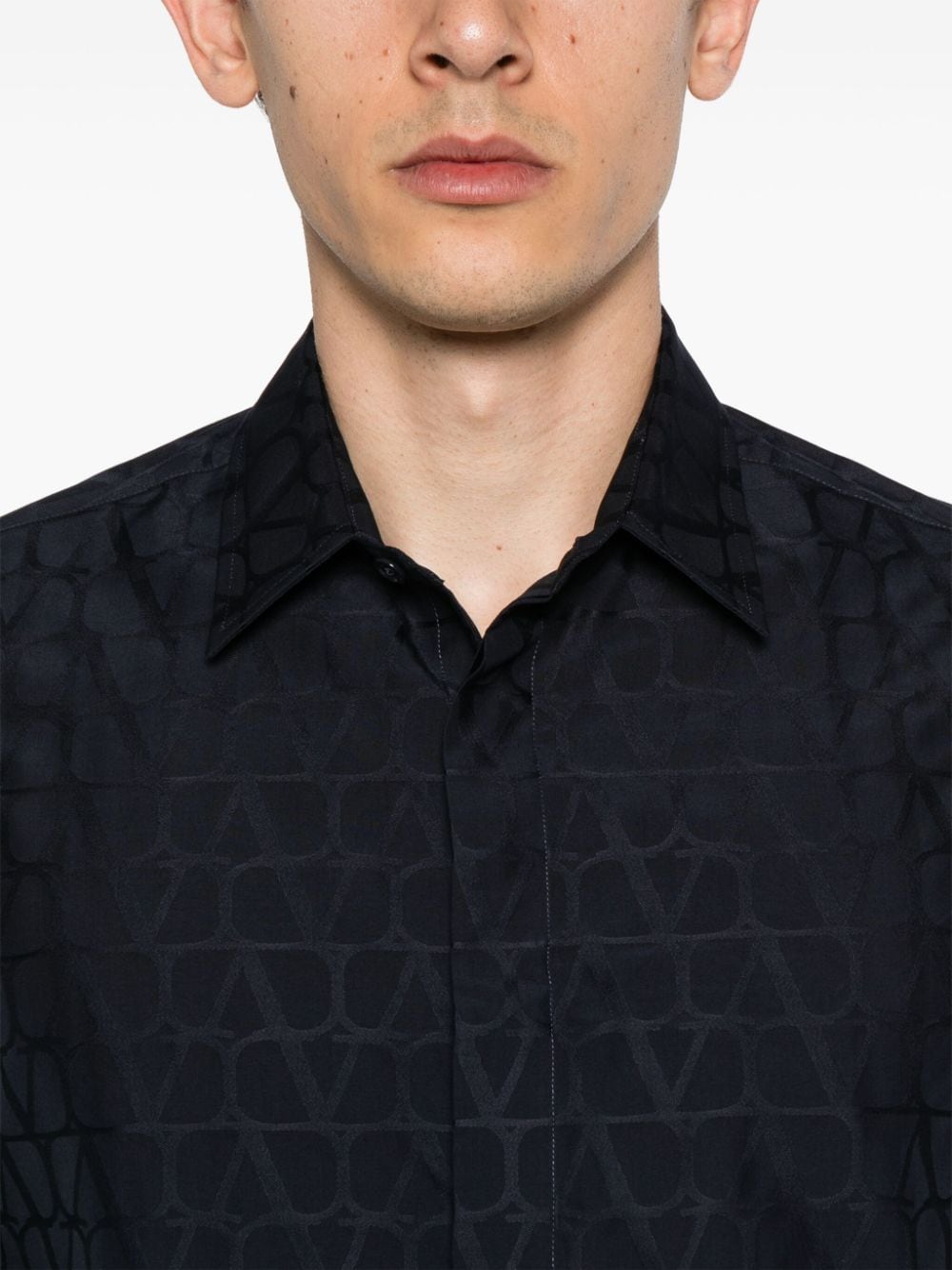 Shop Valentino Toile Iconographe Jacquard Shirt In Blue