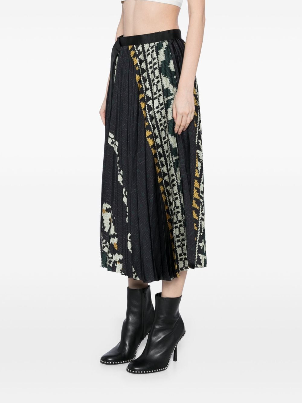 Shop Sacai Pleated Skirt In Black