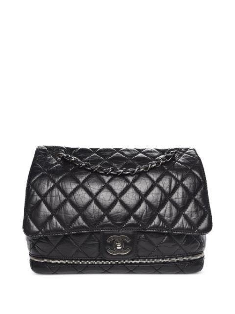 CHANEL 2005 expandable Classic Flap shoulder bag Women