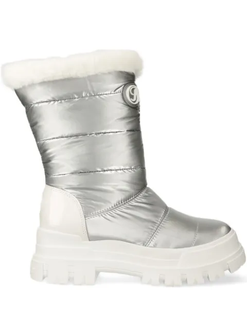Buffalo quilted boots