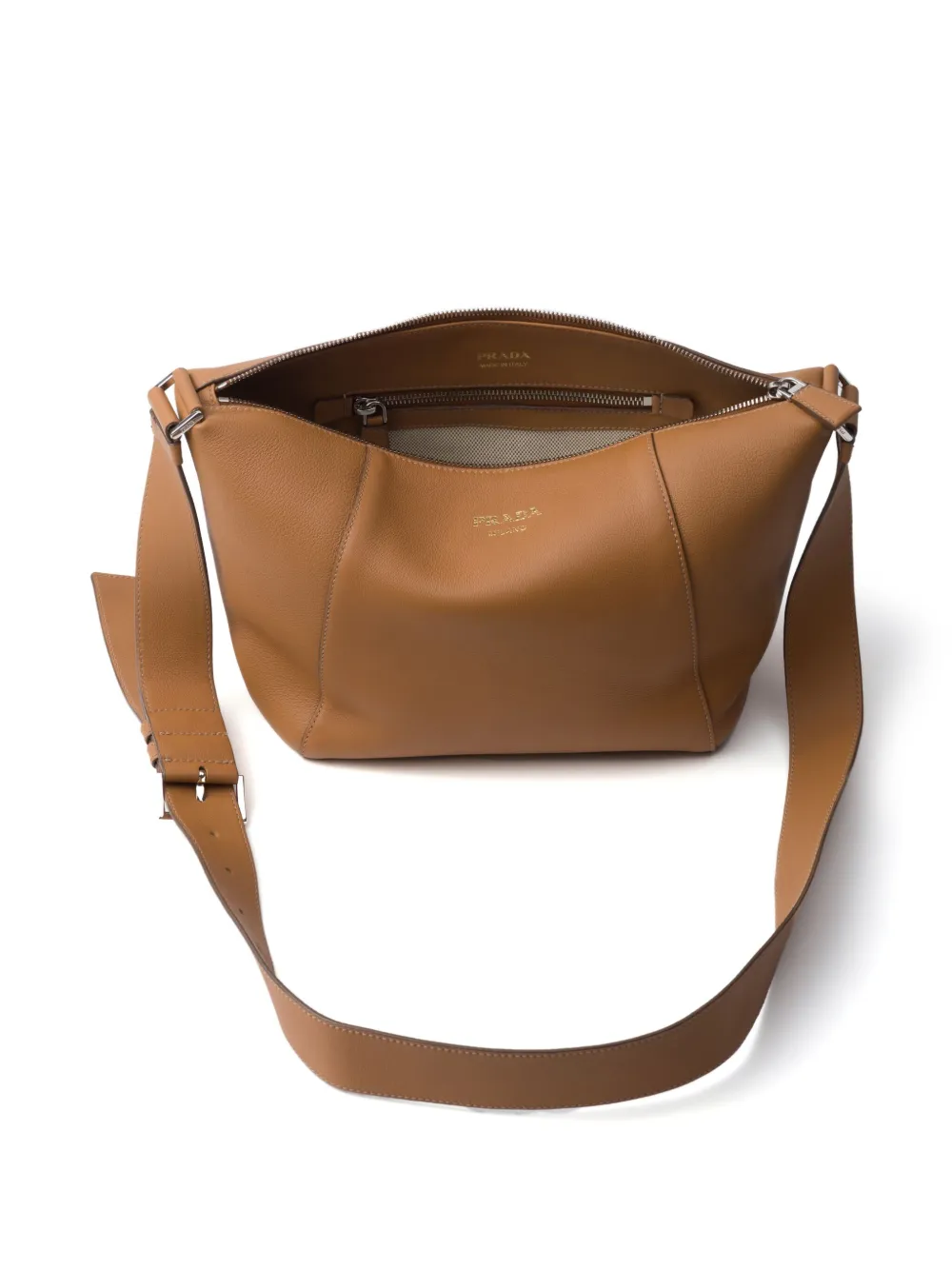 Prada レザーショルダーバッグ | ブラウン | FARFETCH JP