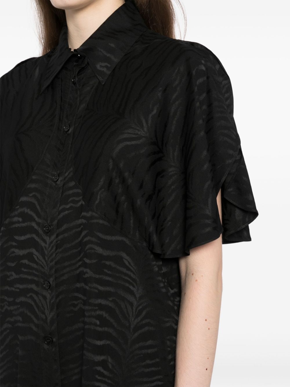 Shop Stella Mccartney Tiger-print Short-sleeved Shirt In Black