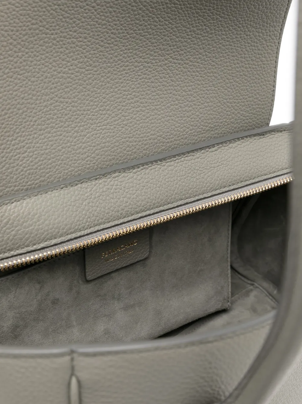 Ferragamo Leren schoudertas Grijs