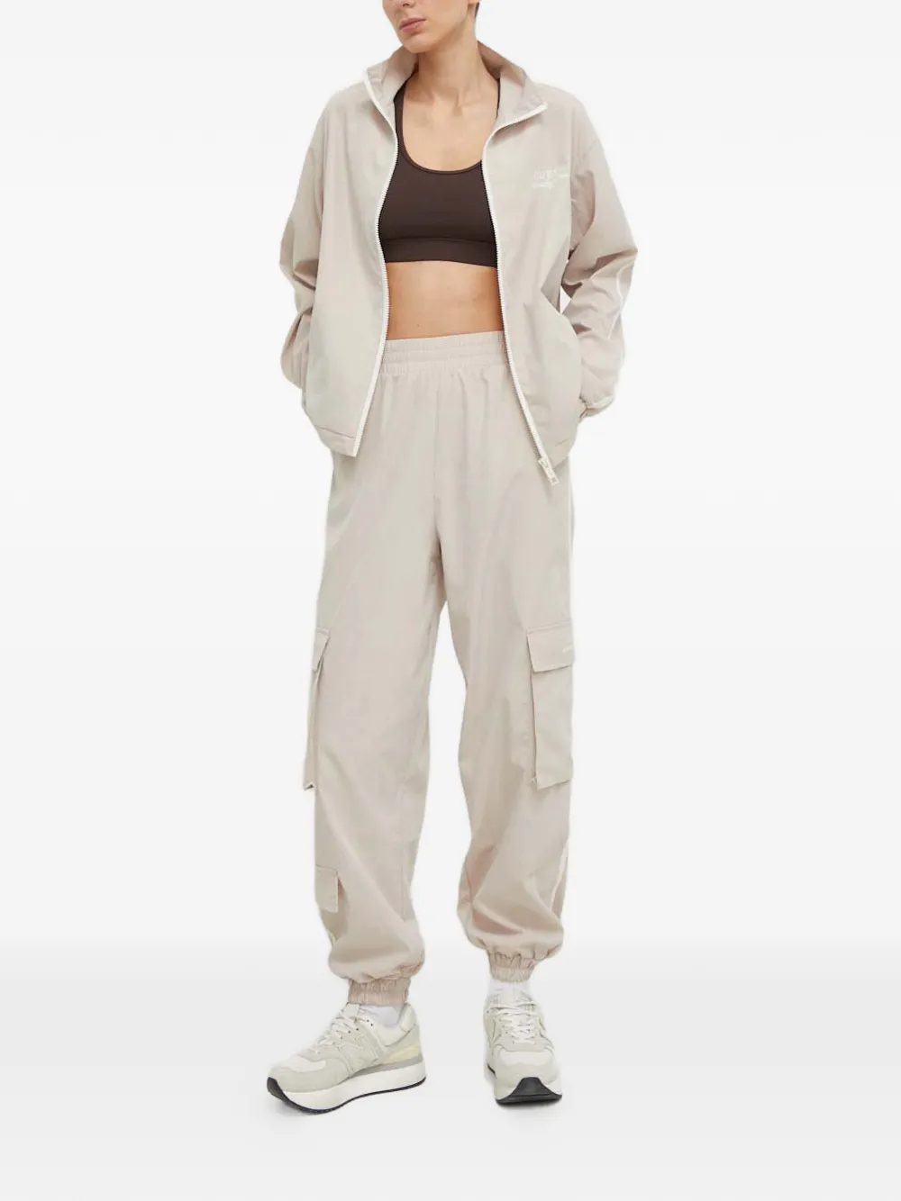 GUESS USA Pantaloni sportivi con tasche cargo - Grigio