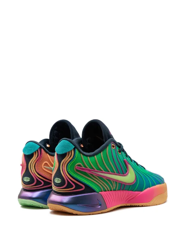 Nike LeBron XXI 