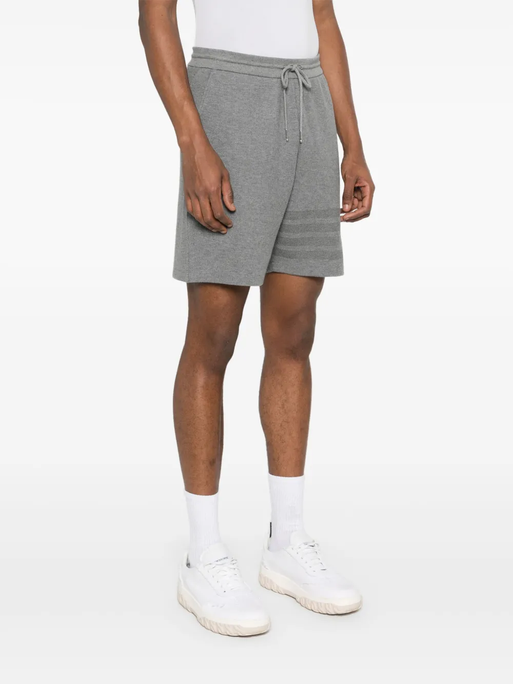 Thom Browne Gestreepte shorts Grijs