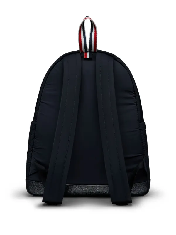 THOM BROWNE ブラックリュック Thom Browne logo-appliqué Backpack | Black | FARFETCH