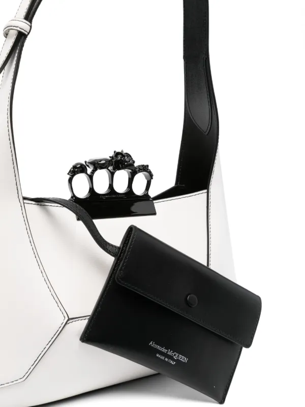 関税込 Alexander McQueen 装飾付き 4 リング ショルダー バッグ Alexander McQueen Four Ring ショルダーバッグ | ホワイト