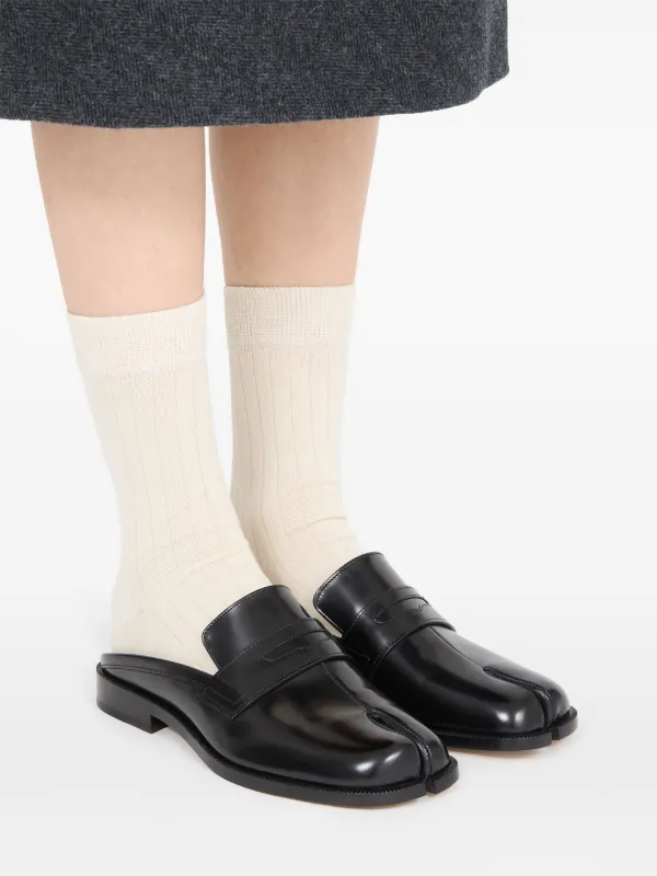 Maison Margiela Tabi City Leather Mules | Black | FARFETCH