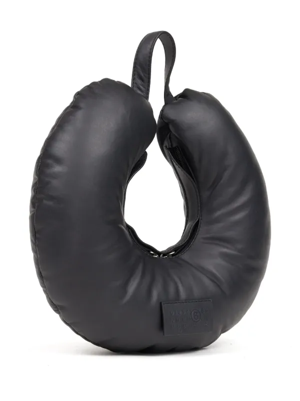 MM6 Maison Margiela★ピロー ショルダーバッグ MM6 Maison Margiela Travel Pillow ショルダーバッグ | ブルー