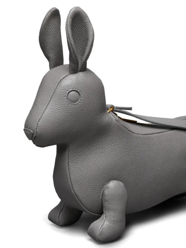☆国内発送☆ THOM BROWNE GREY LEATHER RABBIT BAG Rabbit Baguette Bag In Pebble Grain Leather | Thom Browne