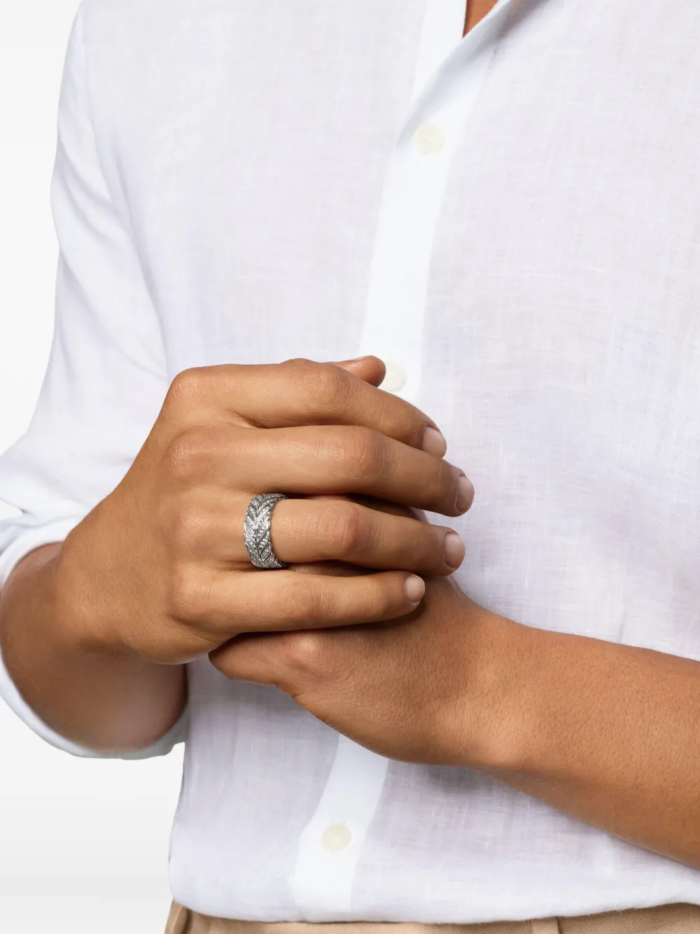 David Yurman خاتم شيفرون فضة استرليني مرصع بألماس 9 ملم | Image 2