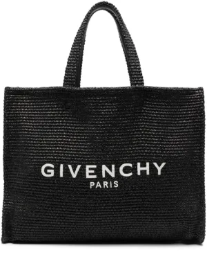 GIVENCHY 320