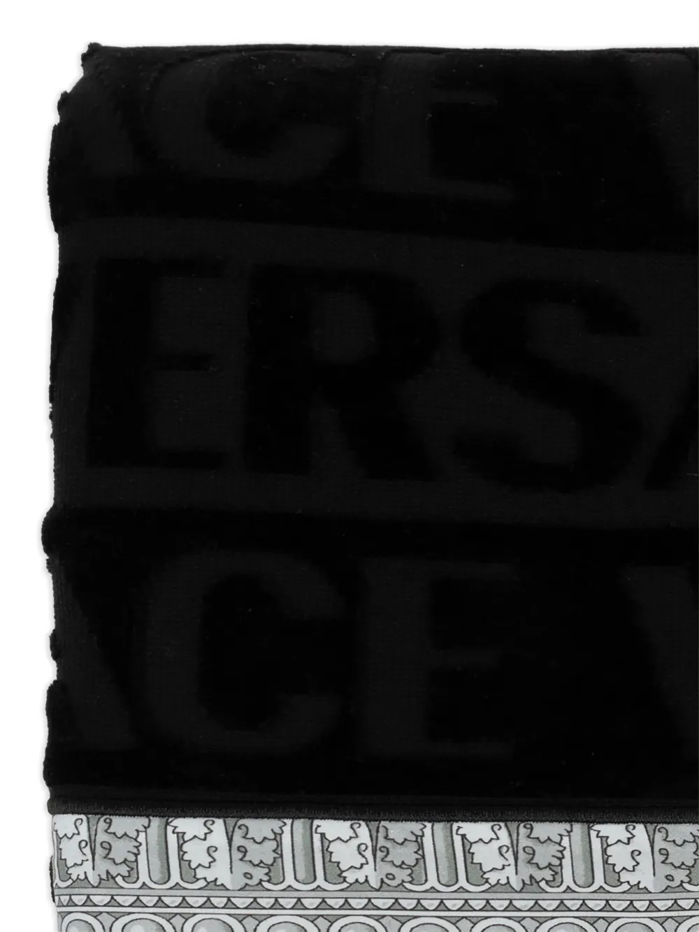 Versace Toalla Con Estampado Barocco - Negro 