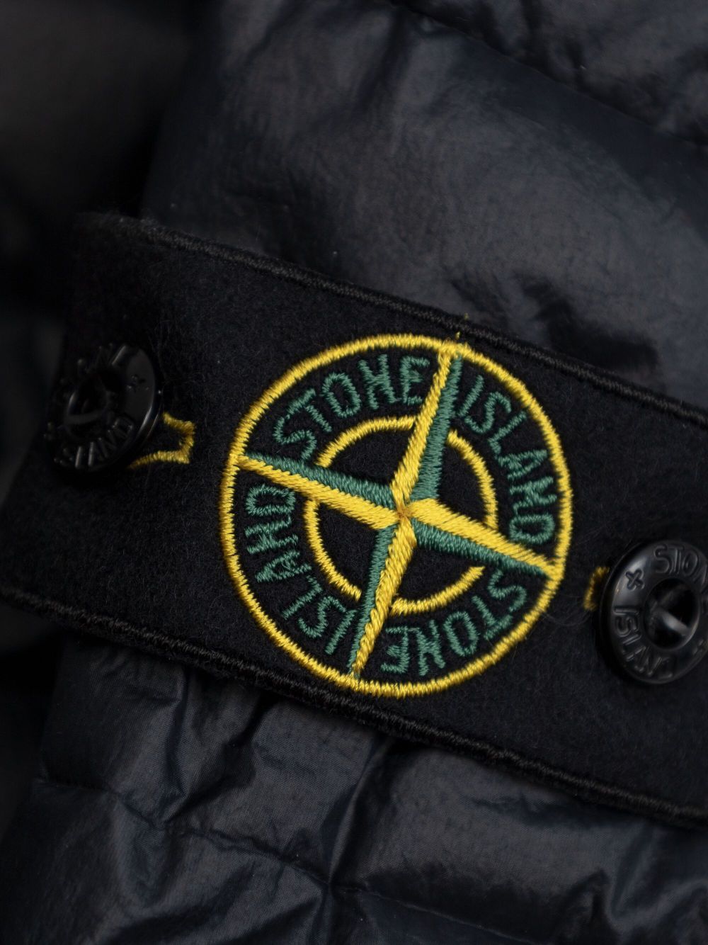 Stone Island Junior フーデッド キルティングジャケット | ブラック | FARFETCH JP