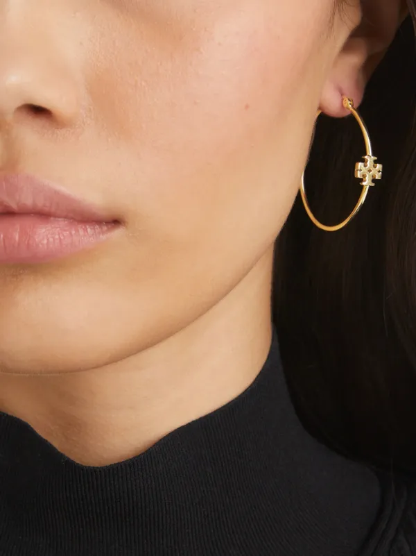 VIP価格☆TORY BURCH    エレノア フープ ピアス Tory Burch Eleanor フープピアス | ゴールドトーン | FARFETCH JP