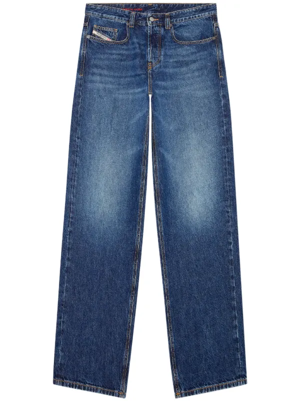 Diesel D-Macro ロゴパッチ ジーンズ | ブルー | FARFETCH JP Diesel D-Macro ロゴパッチ ジーンズ | ブルー | FARFETCH JP