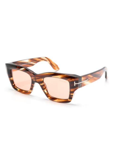 T-hinge oversize sunglasses