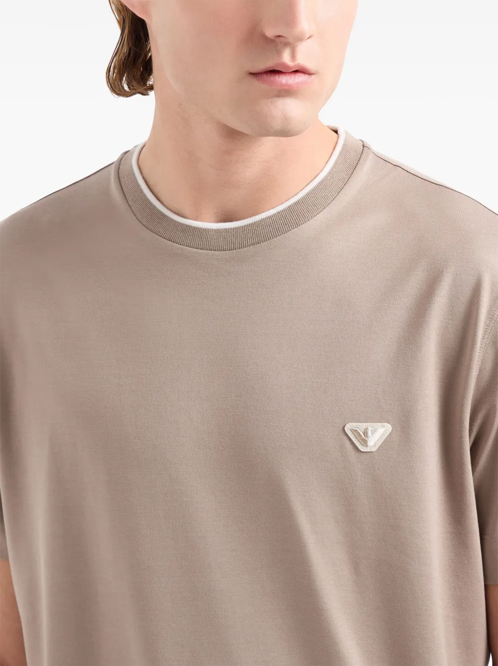 Emporio Armani T-shirt met logopatch Beige