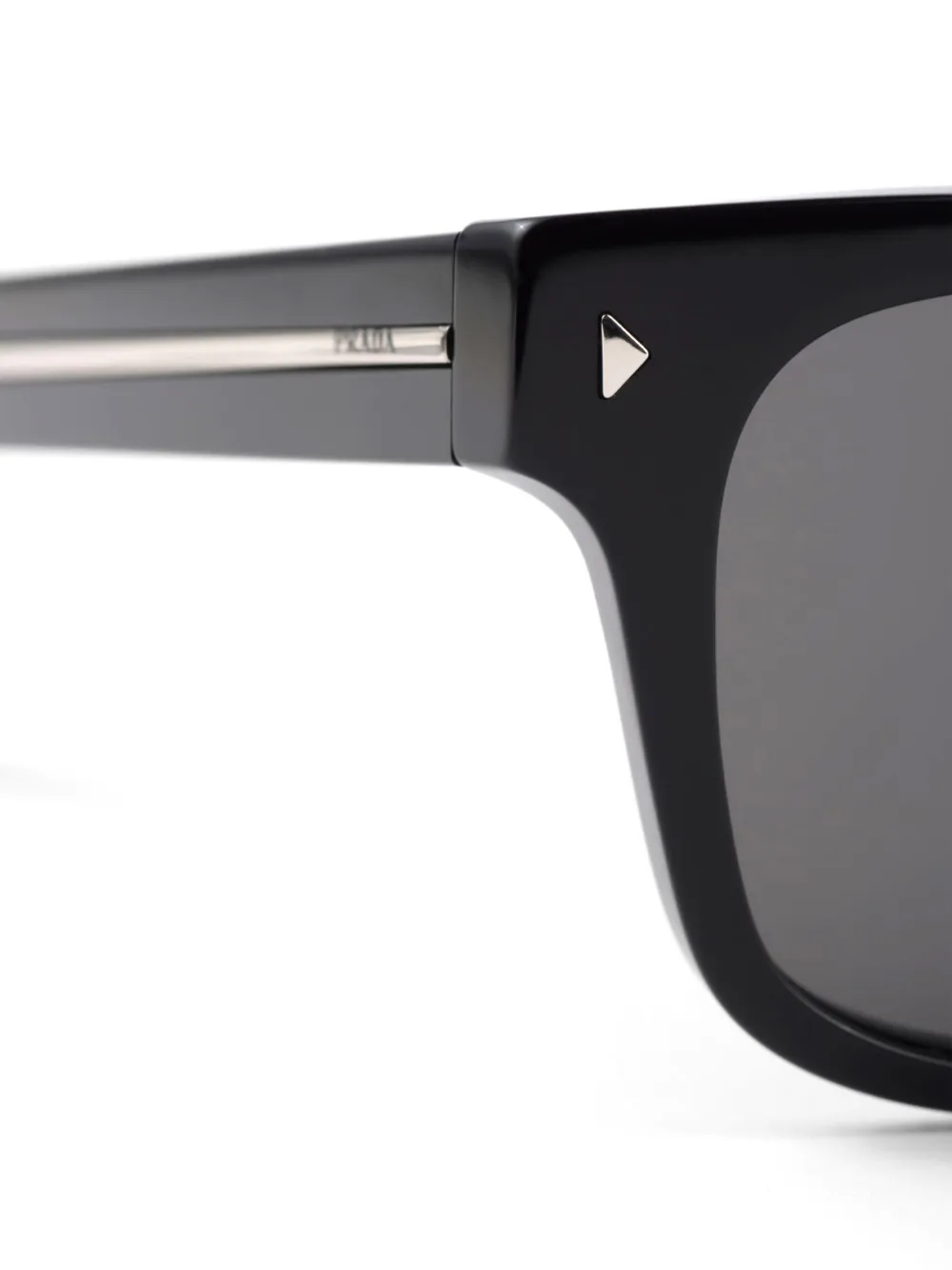 Prada Eyewear Zonnebril met rechthoekig montuur en gestreept metalen detail Zwart