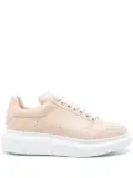 Alexander McQueen logo-print sneakers - Neutrals