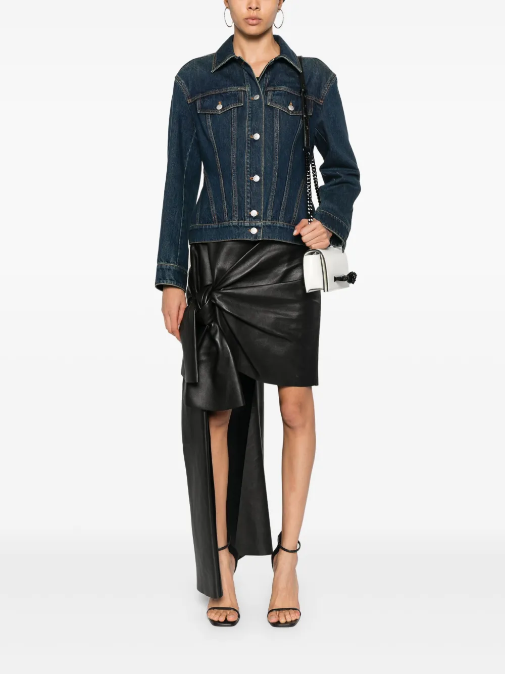 Alexander McQueen chamarra de mezclilla con botones | Chamarras de mezclilla | Image 2